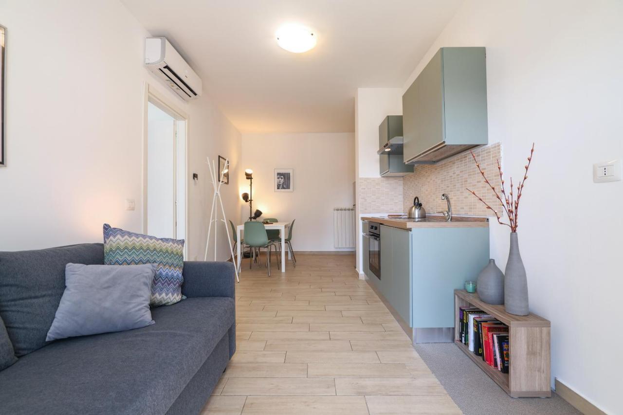 Primopiano - Bonomi Apartment Milan Luaran gambar